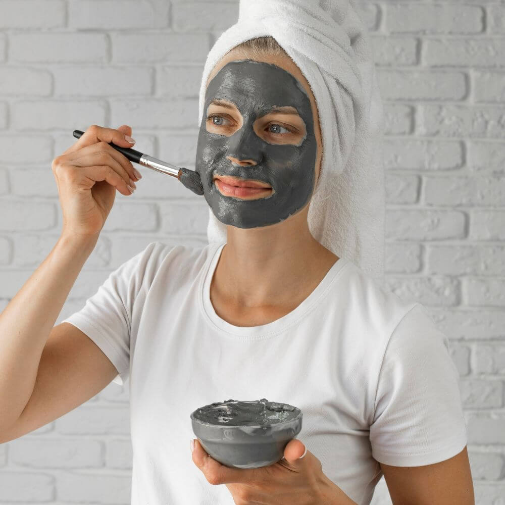 How to Choose the Right Face Mask for Blackheads?