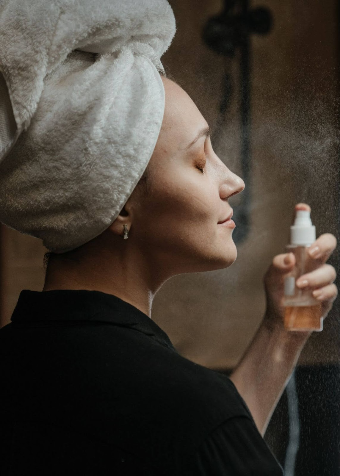 How to Make Makeup Setting Spray for Oily Skin?