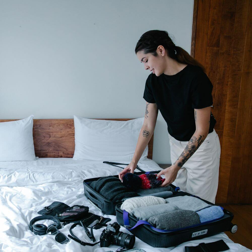 How to do Makeup When Traveling?