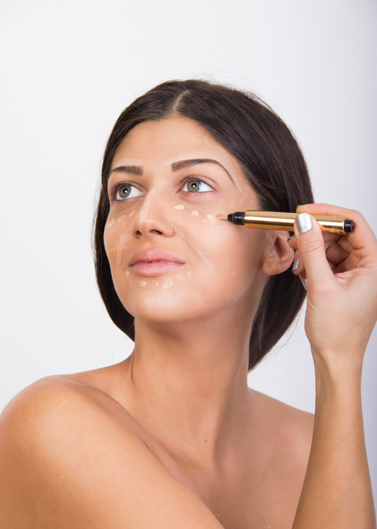The Ultimate Guide to Choosing the Best Concealer for Acne