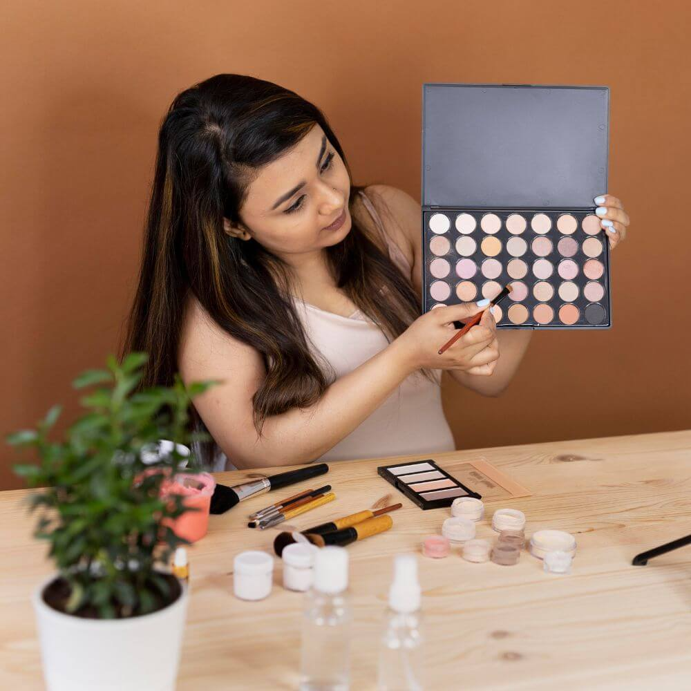 How to Pack Makeup for Travel?