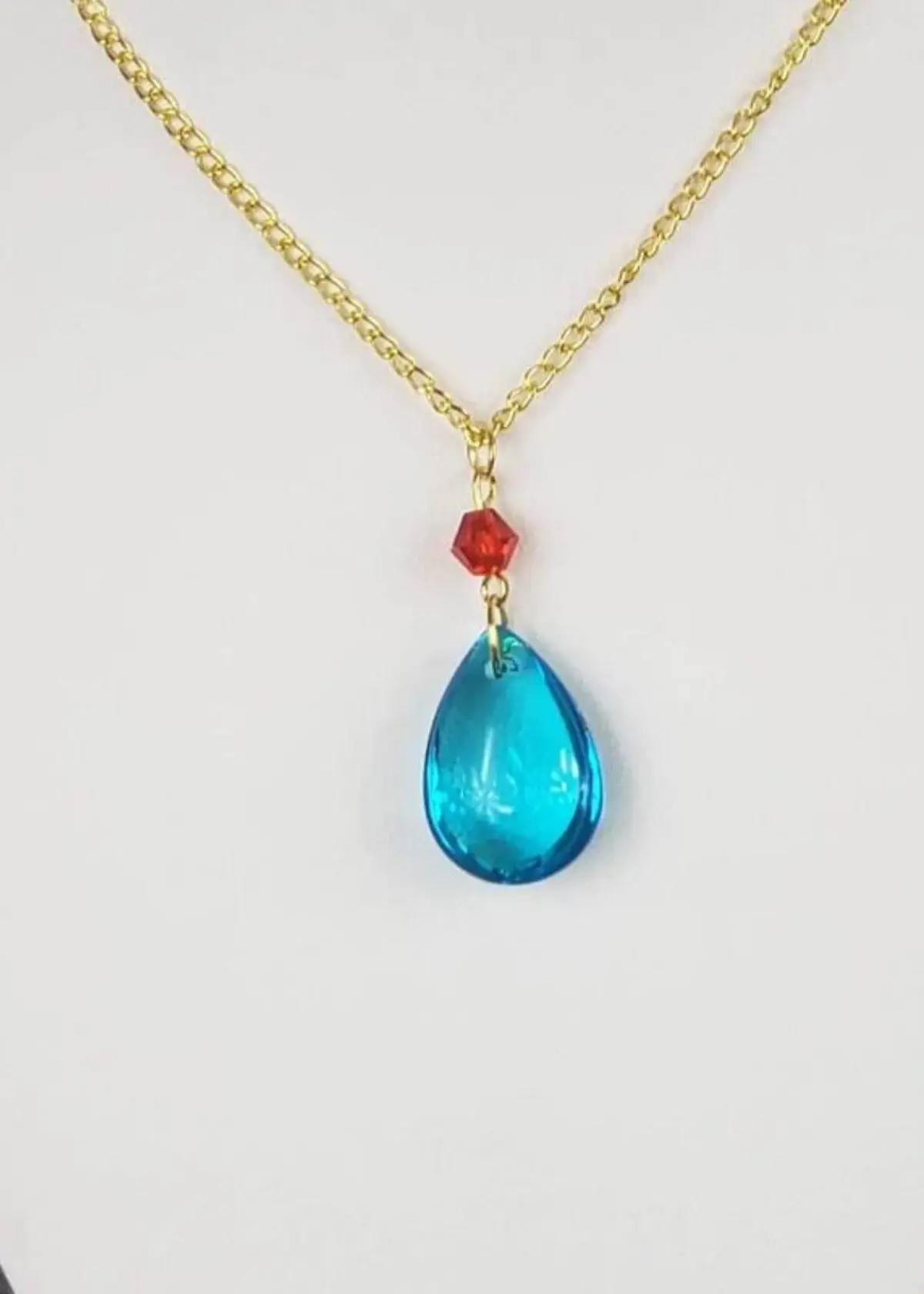 How to Choose the Right Howls Necklace?