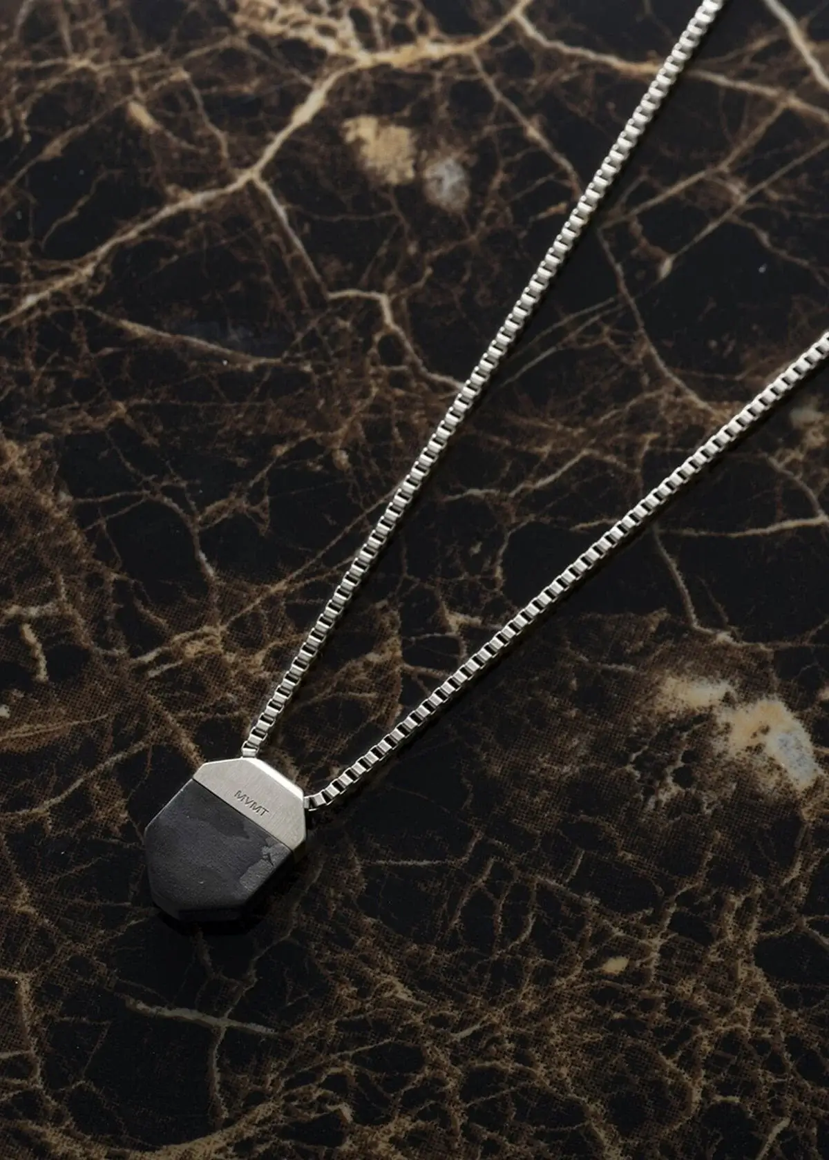 How to Choose the Right Octo Necklace?