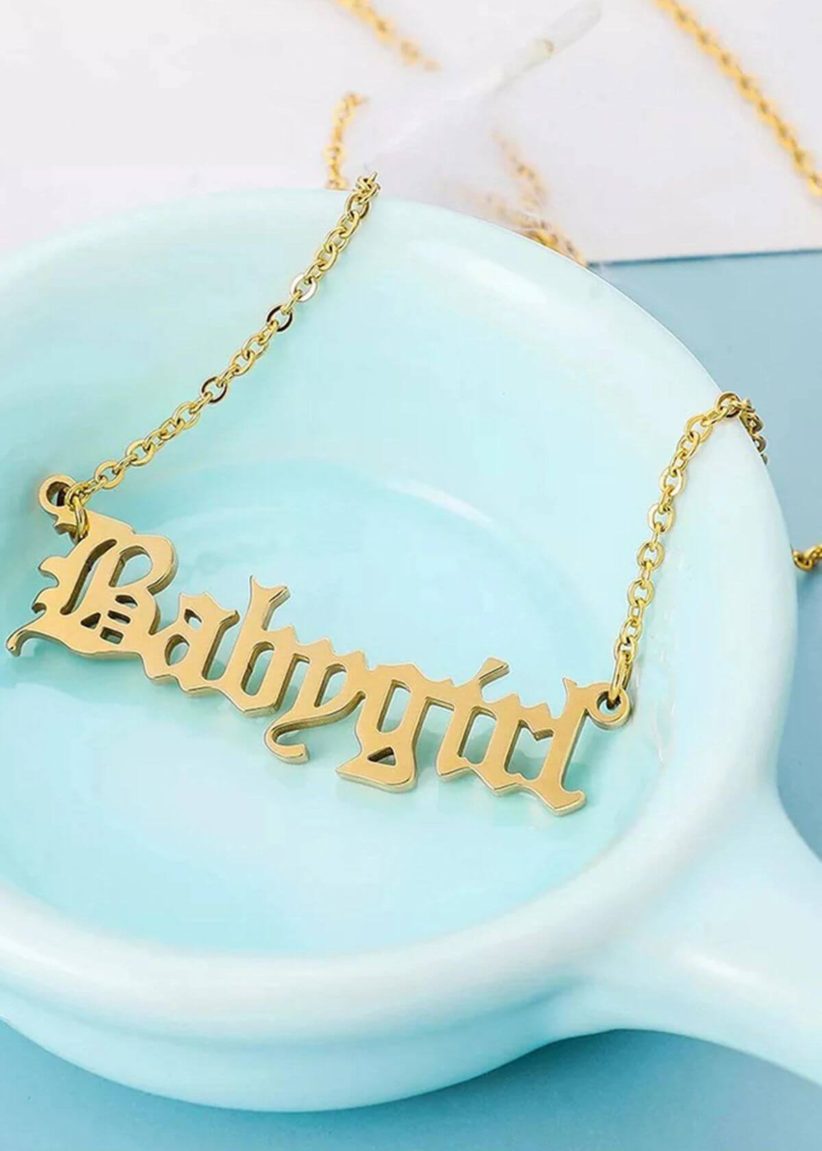 Babygirl Necklace Gold