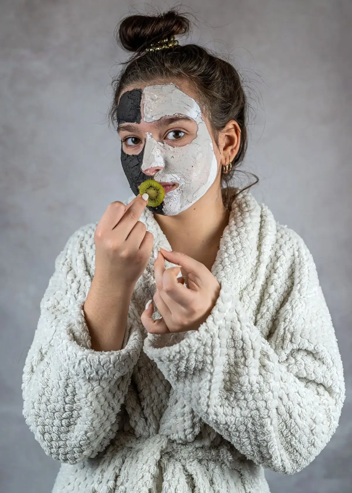 How to Choose the Right Face Mask for Sensitive Skin?