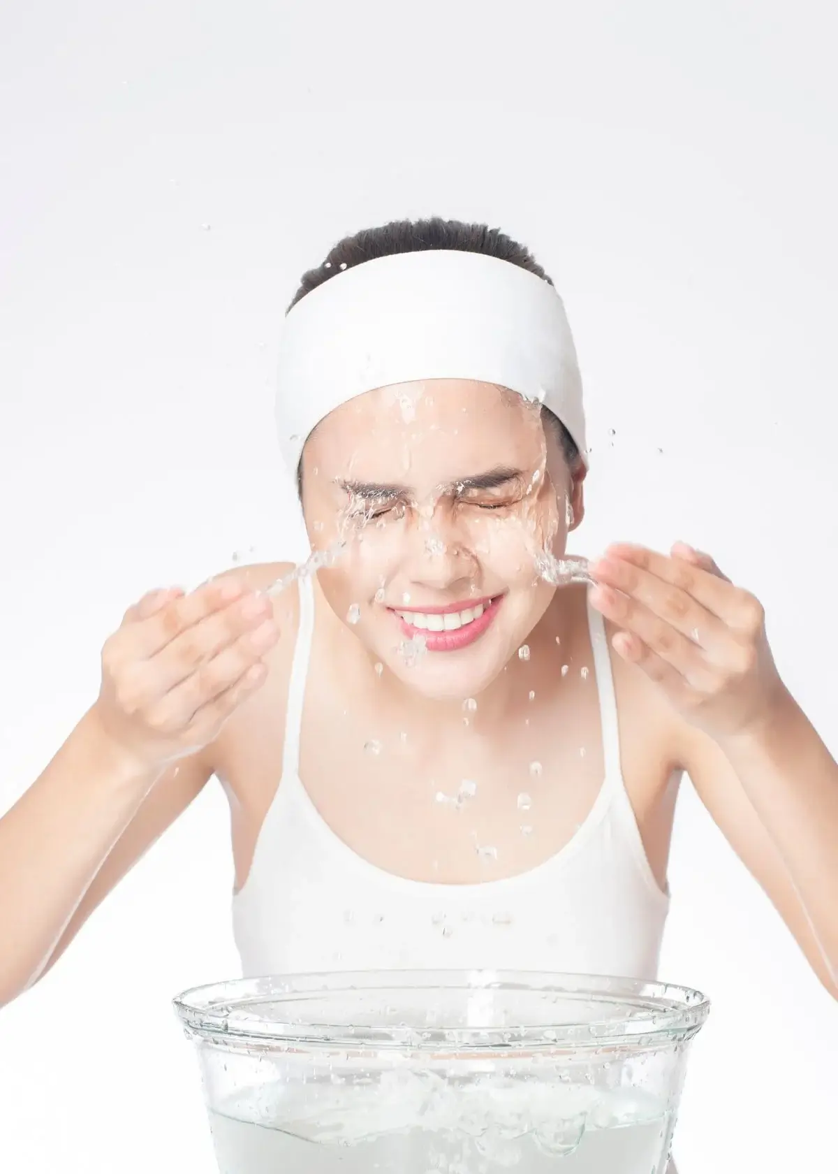 What are the correct steps for skin care?
