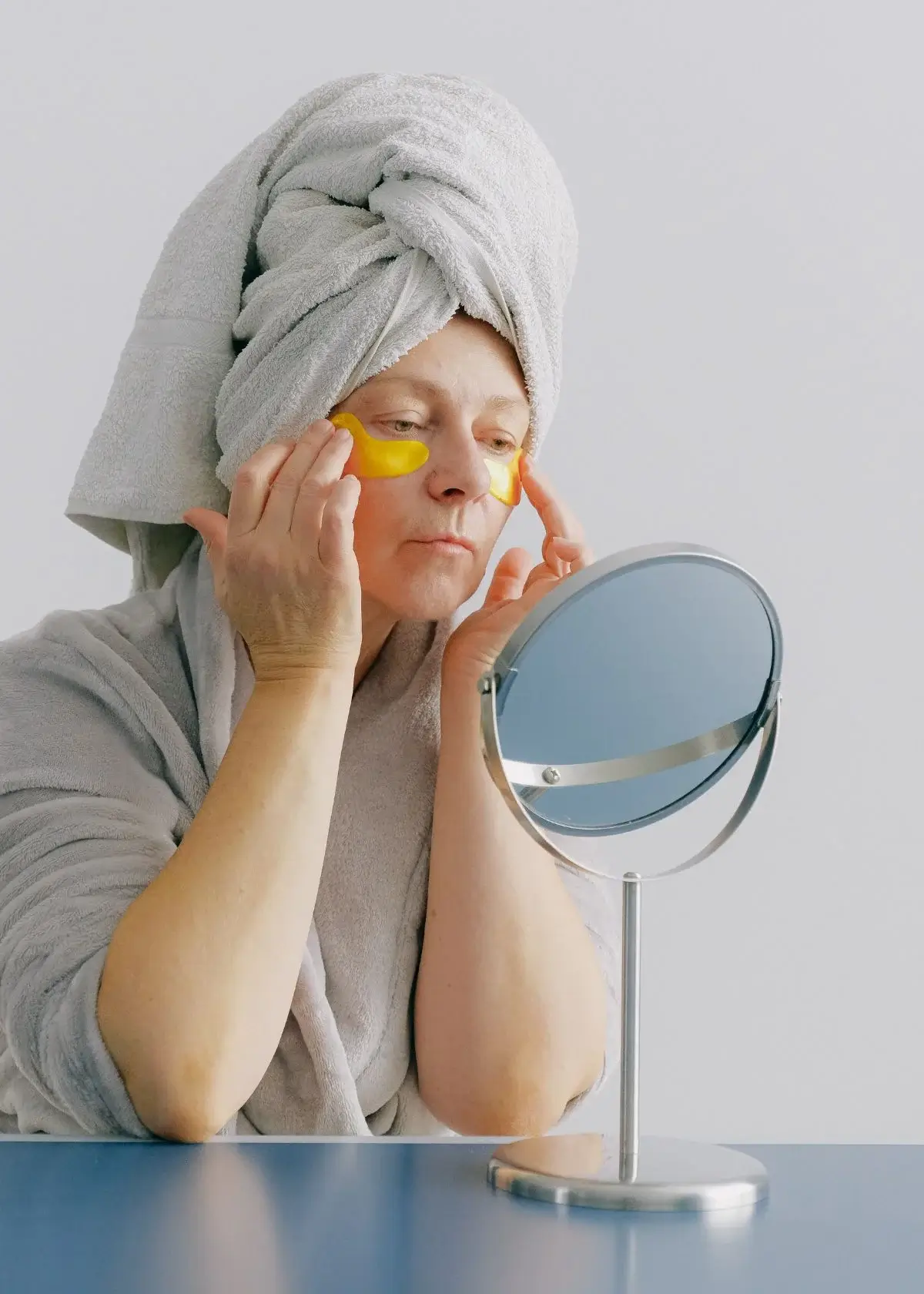 How to make homemade face masks for sensitive skin?