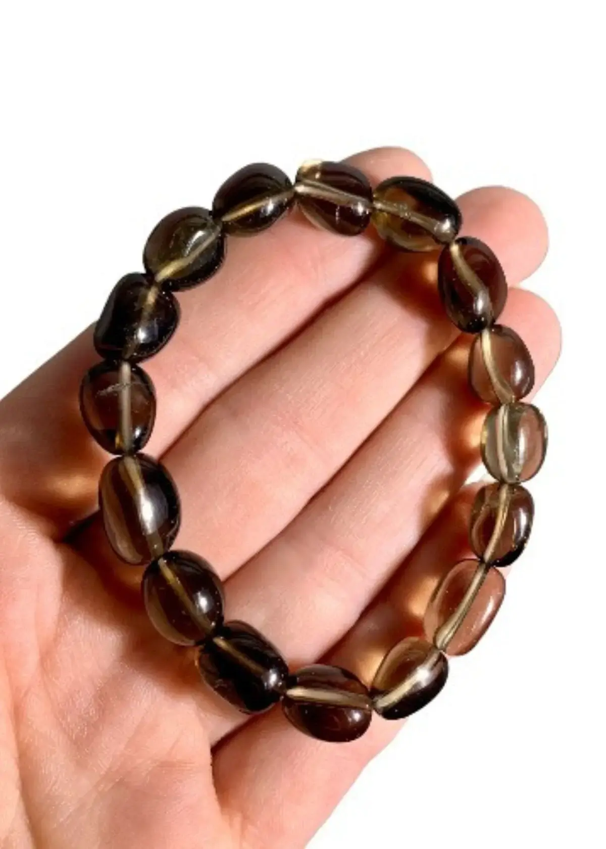 How do I determine the right size for a smoky quartz bracelet?
