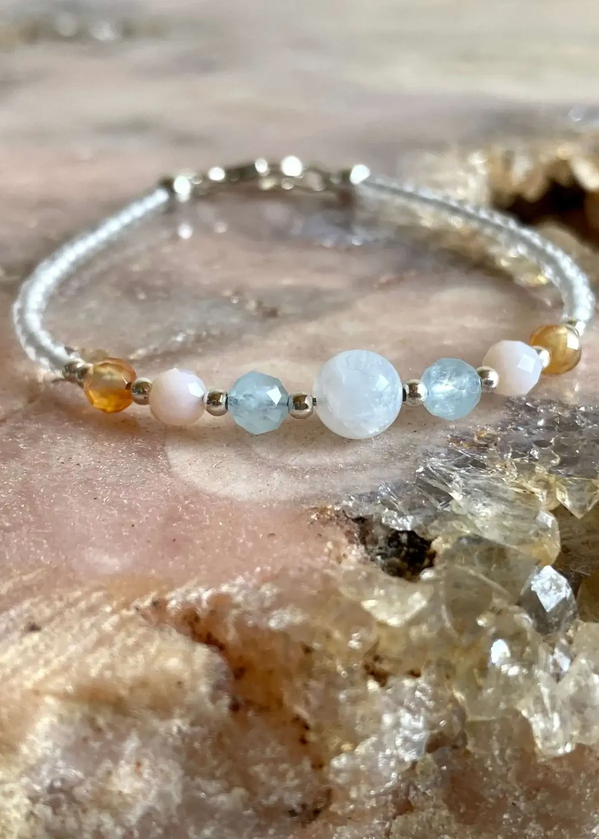 How to choose the right fertility bracelet?