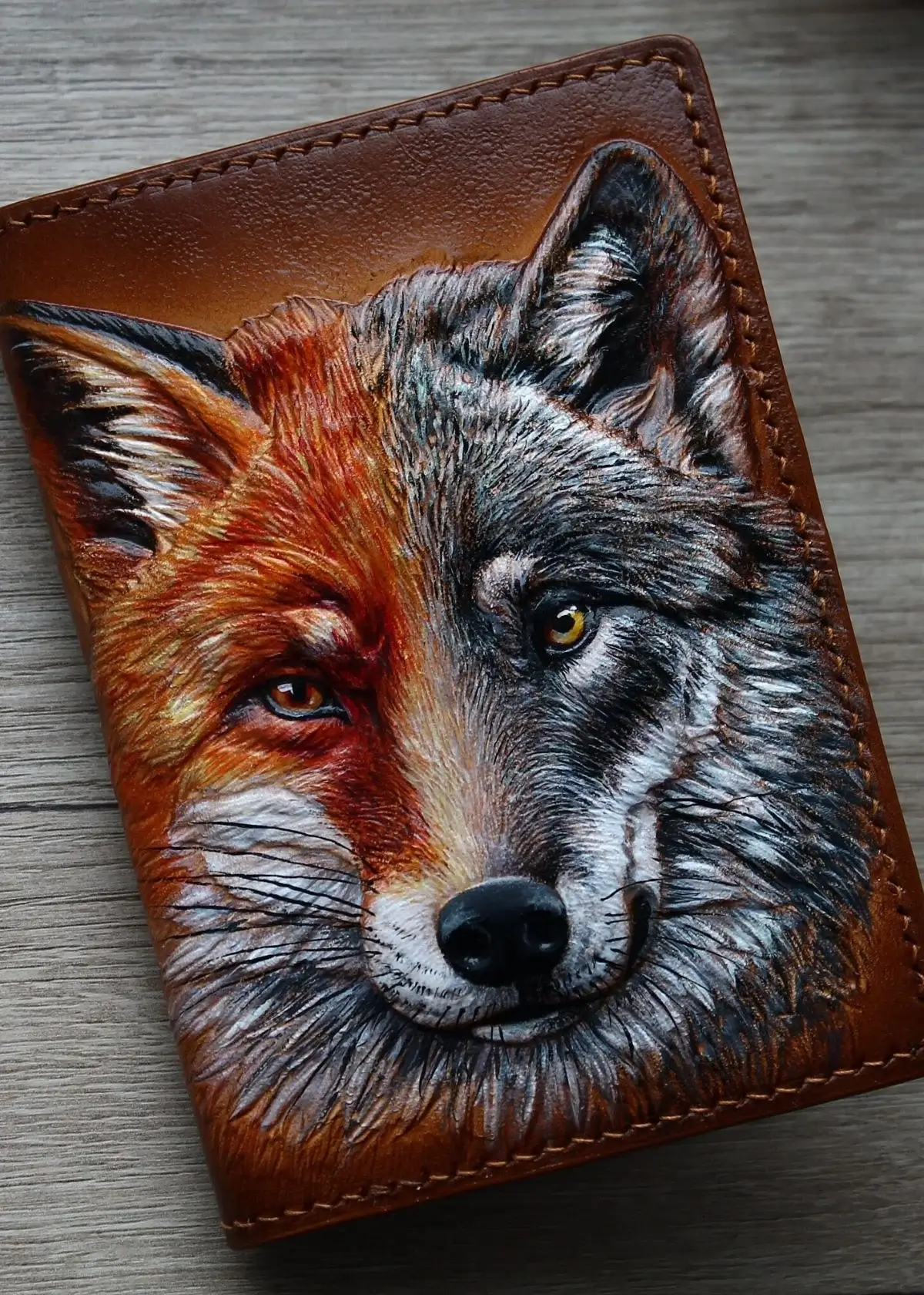 How to choose the right fox wallets?