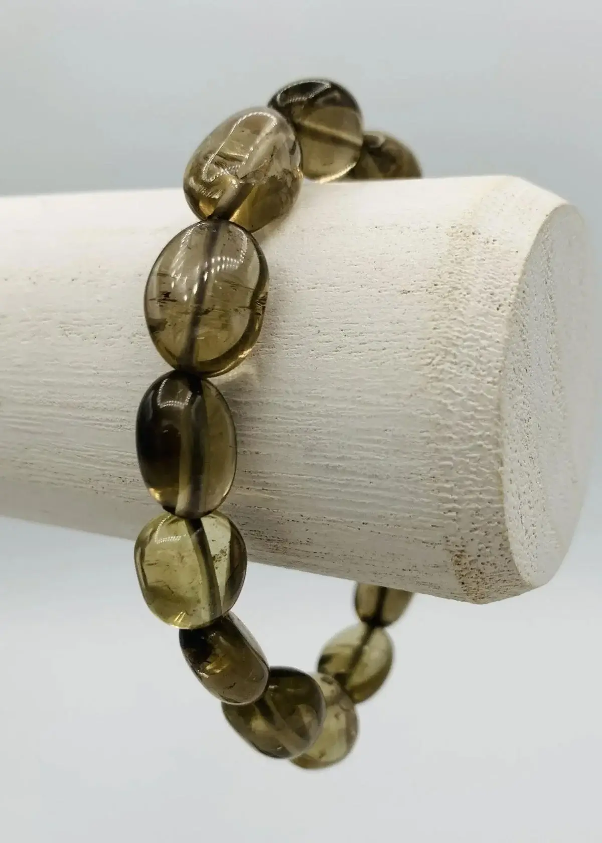How to choose the right smoky quartz bracelet?