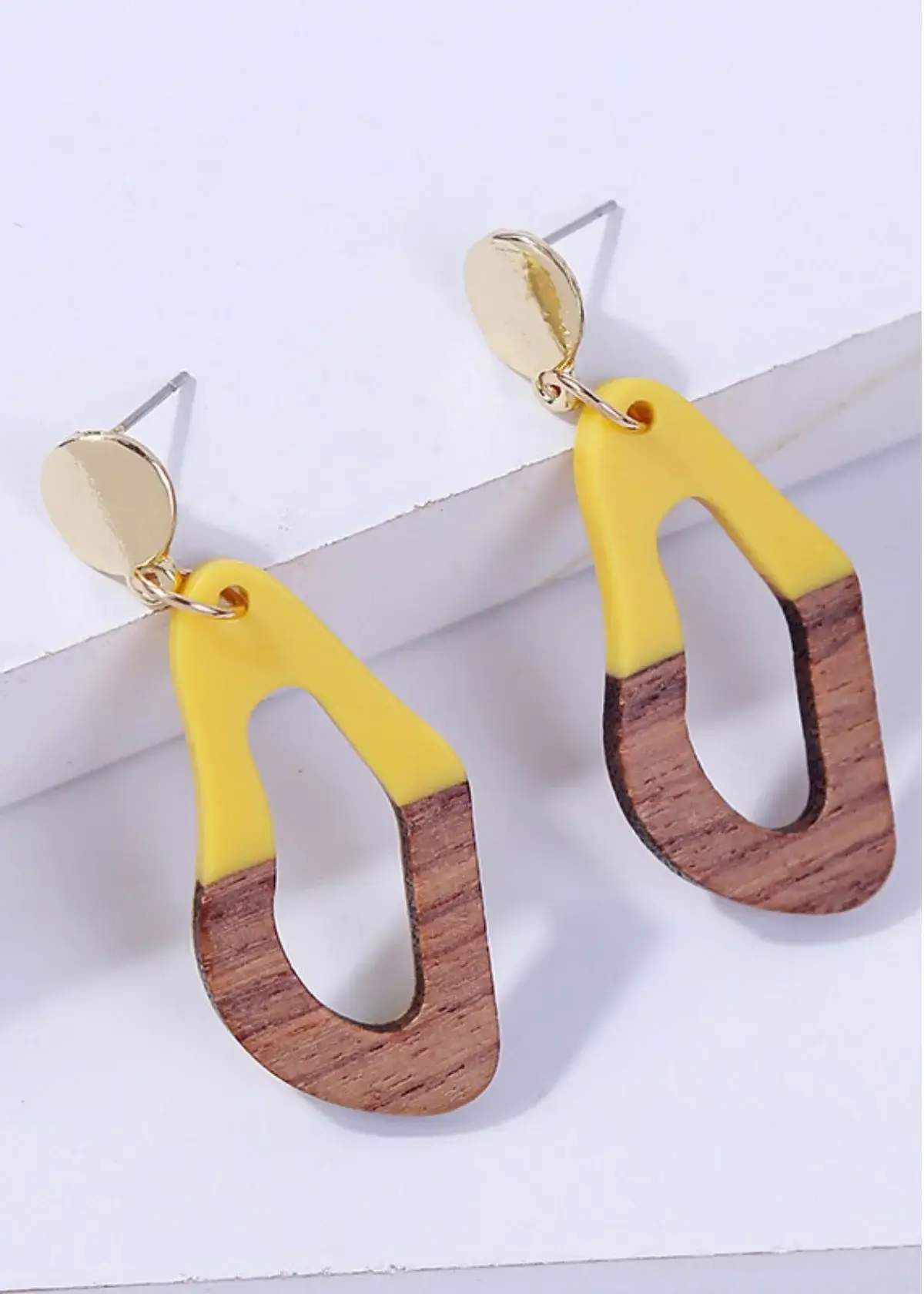 How to choose the right wood earring blanks?
