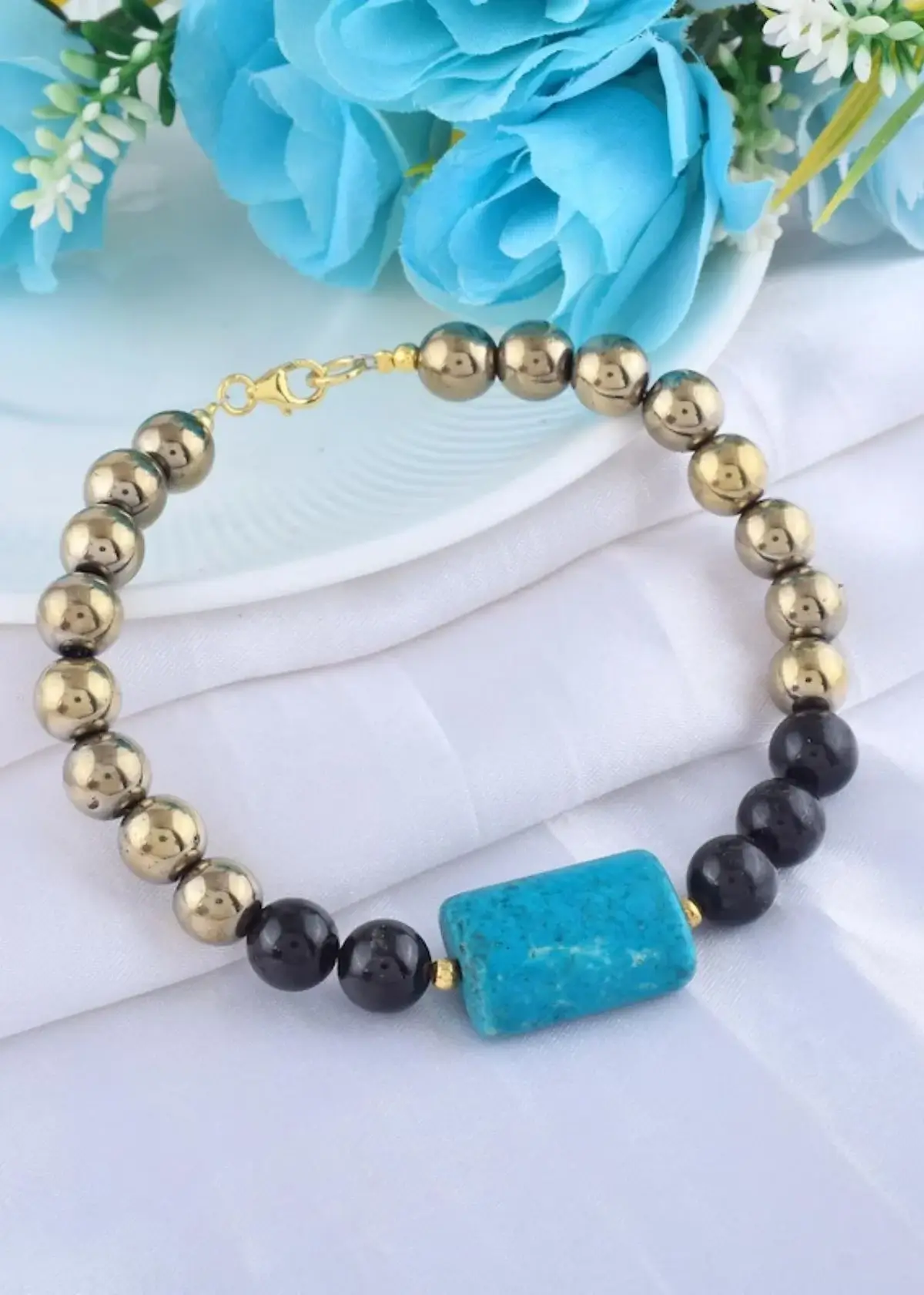 How do I activate my Pyrite bracelet?