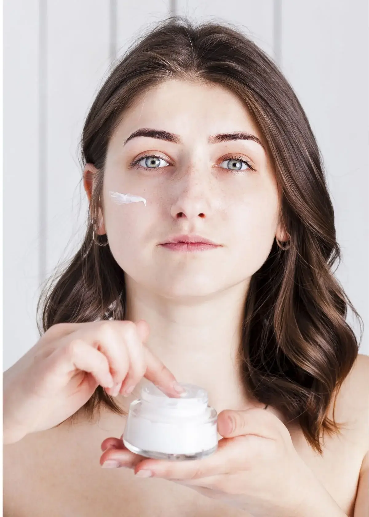 Can Korean eye creams be used by both men and women?