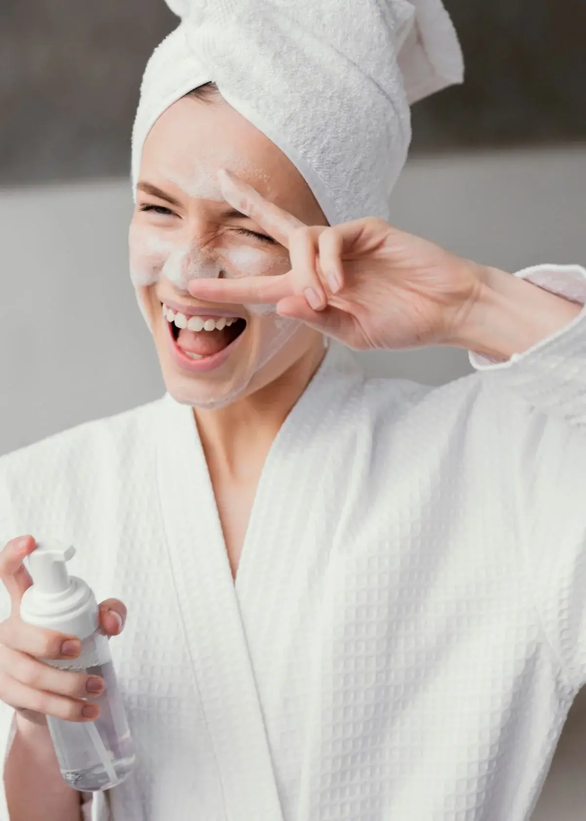 How can I determine if a face wash is cruelty-free?