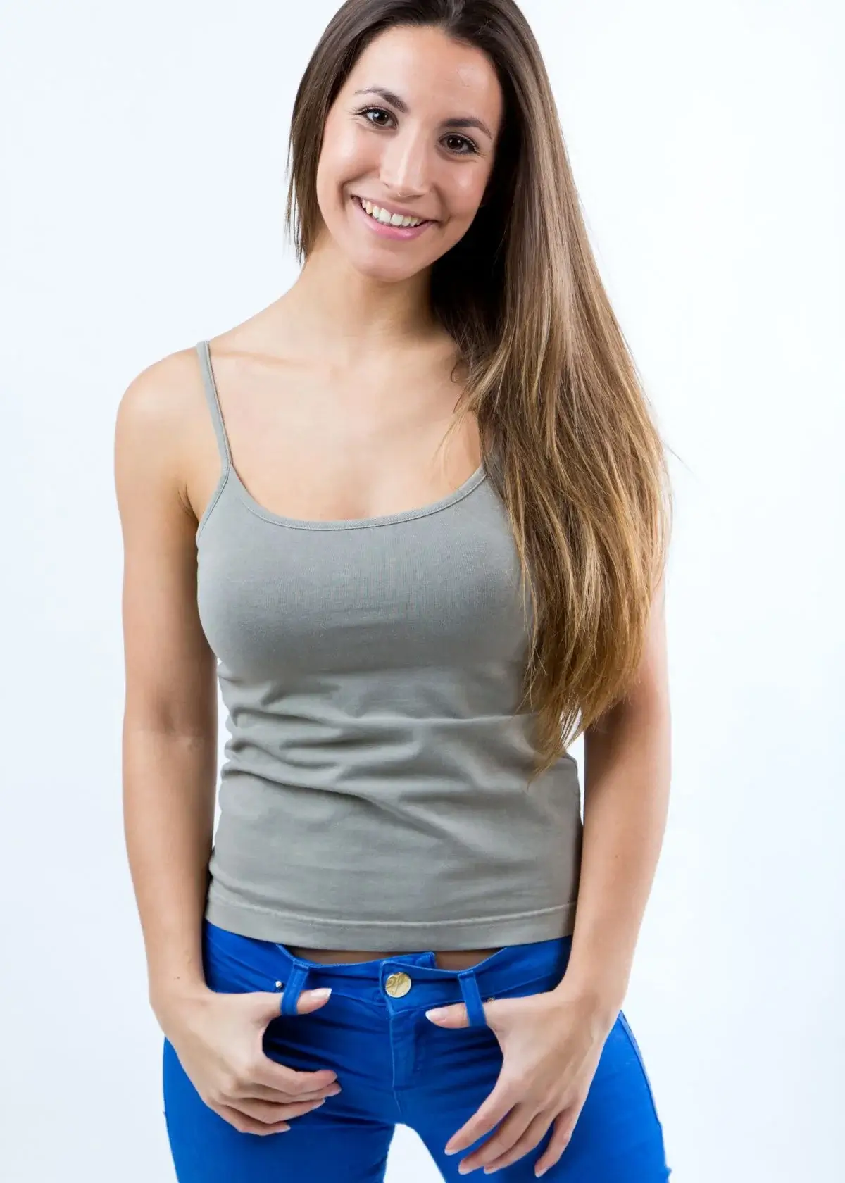 How to choose the right amazon womens tank tops?
