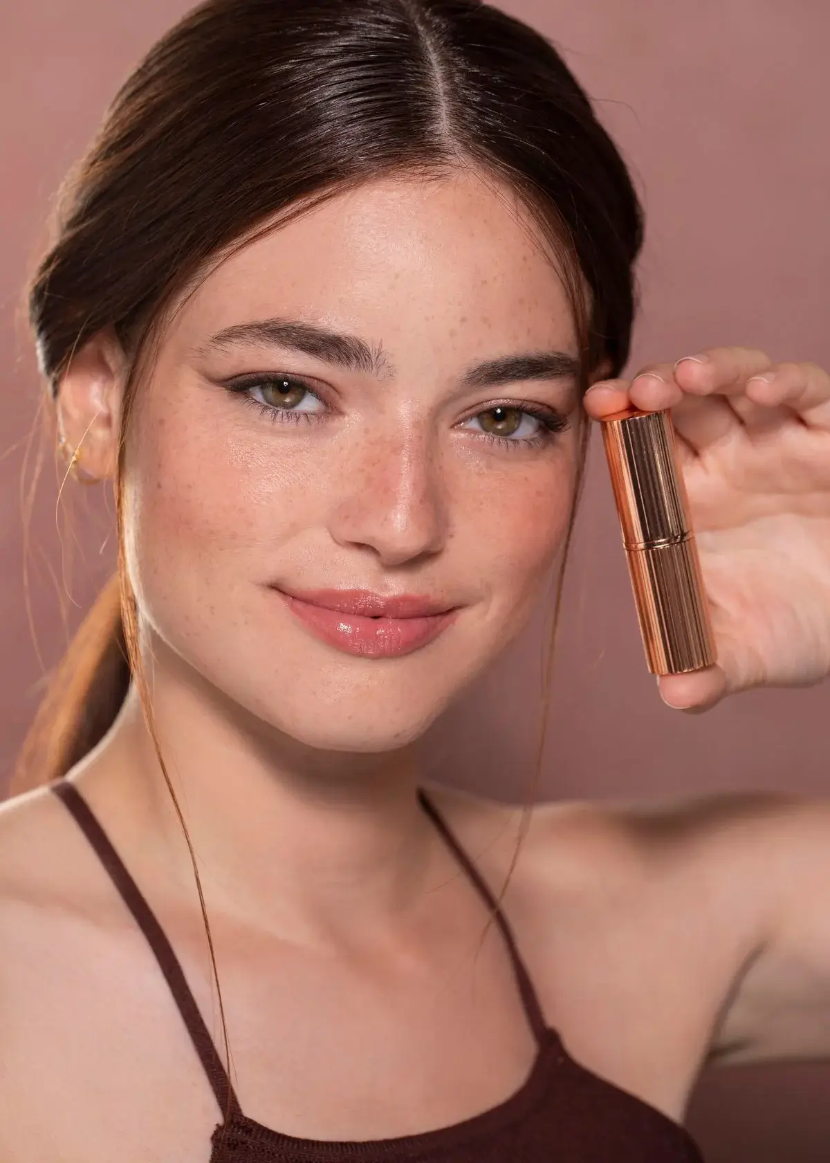 How to choose the right bronzer stick?