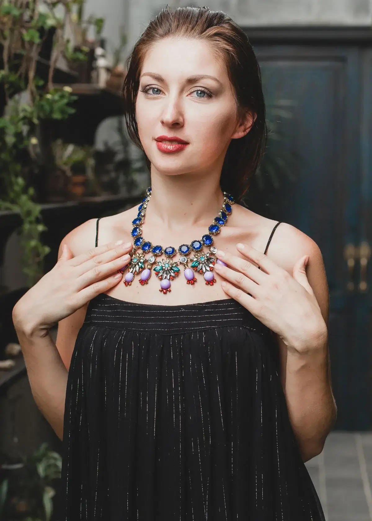 How to choose the right indie necklace?