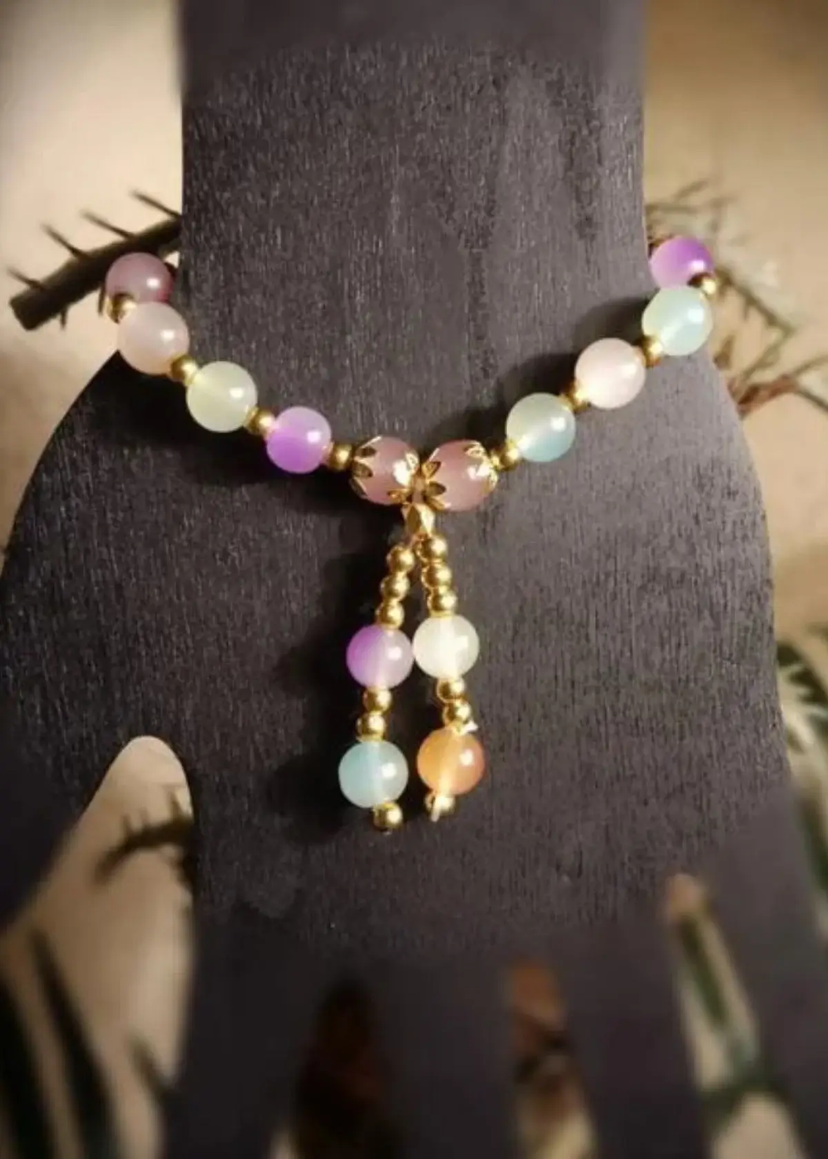 How to choose the right mermaid glass bracelet?