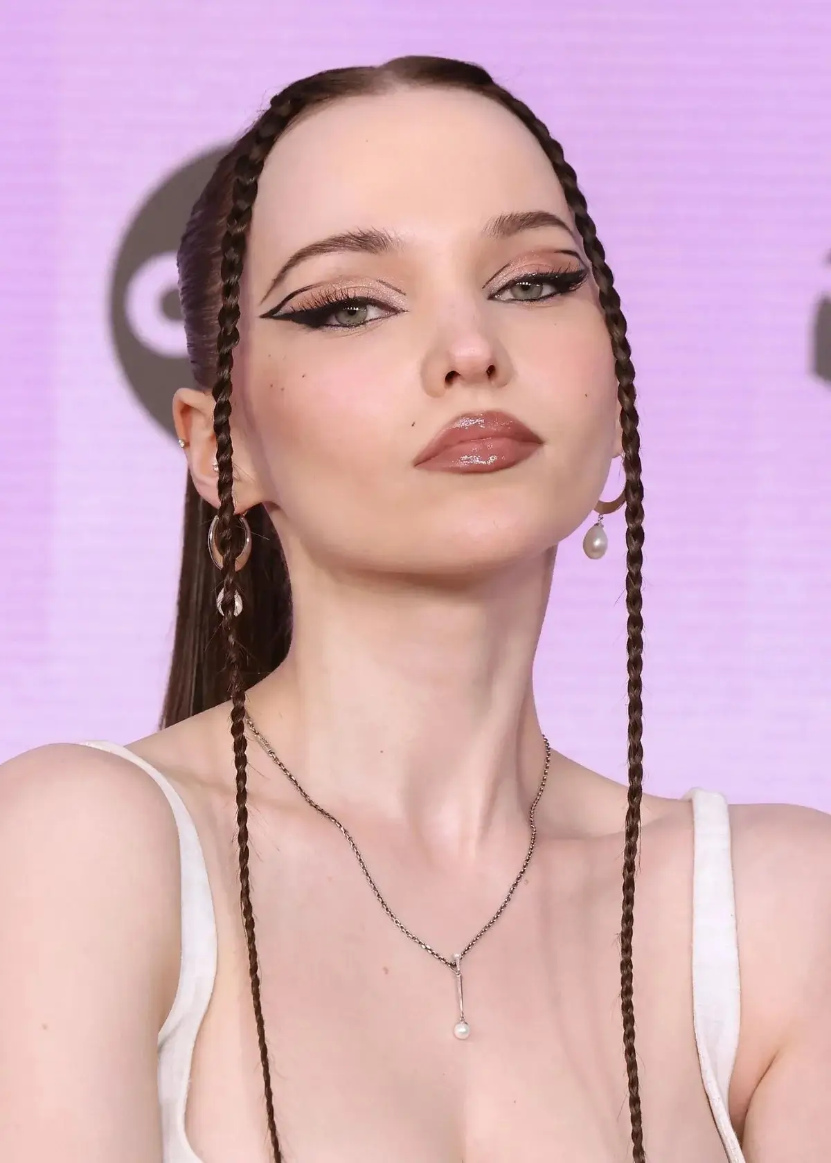 How to choose the right Graphic eyeliner?