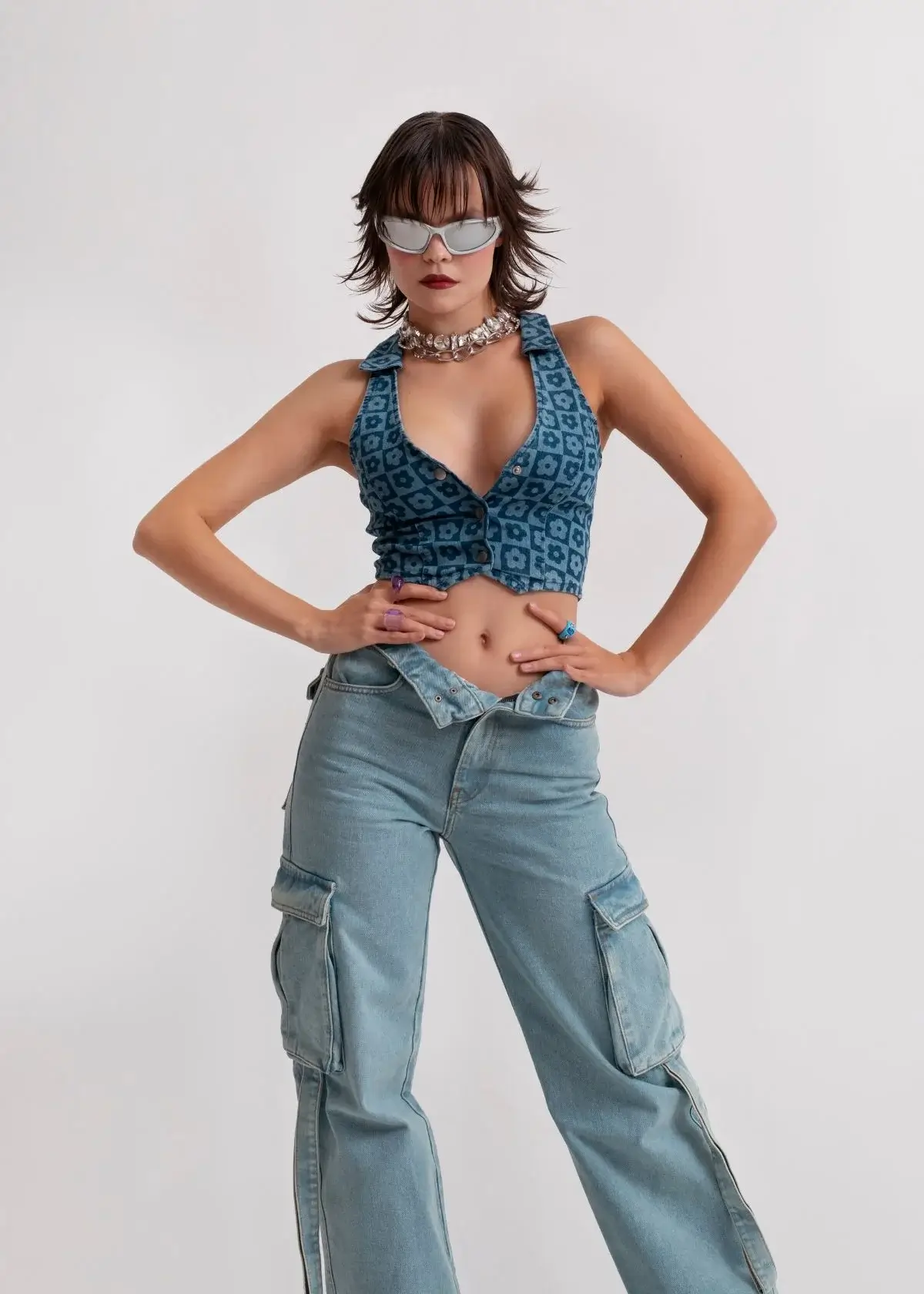 How to choose the right Y2K outfits?