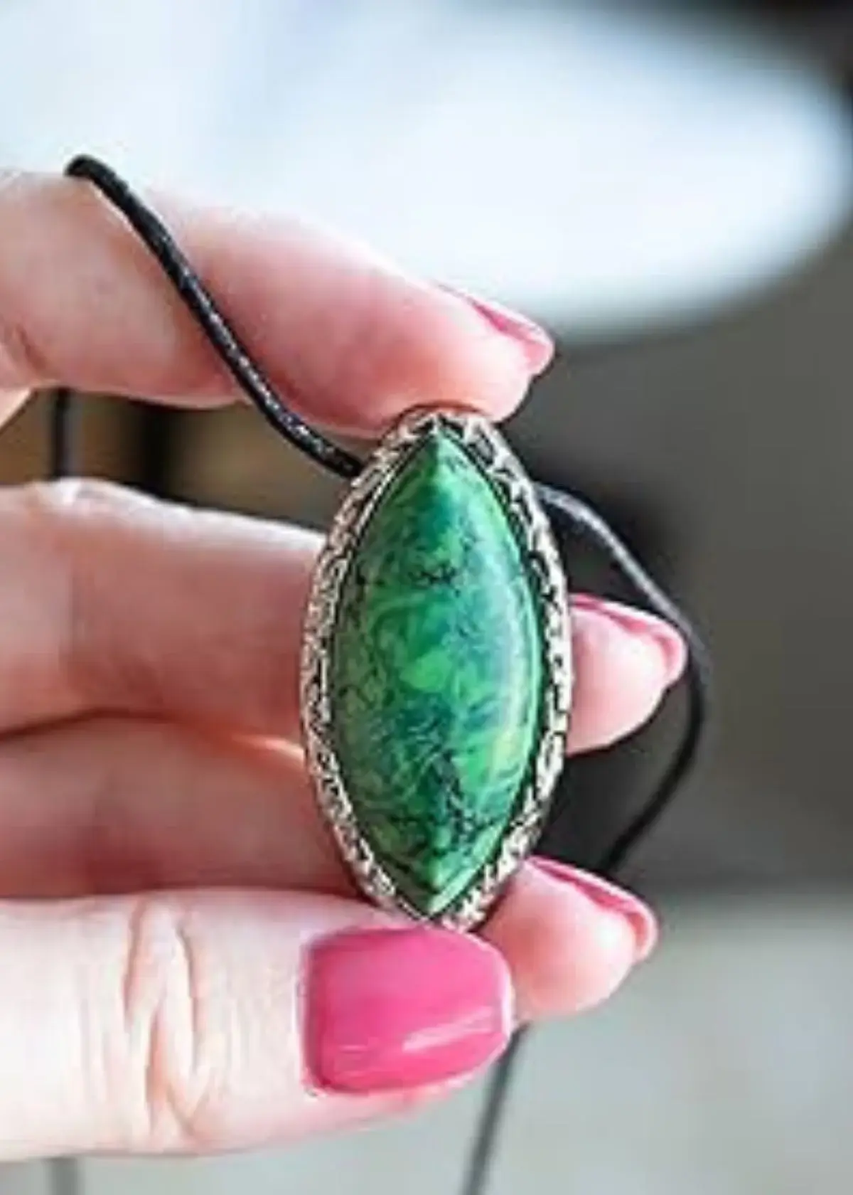 What does the Shang-Chi necklace represent?