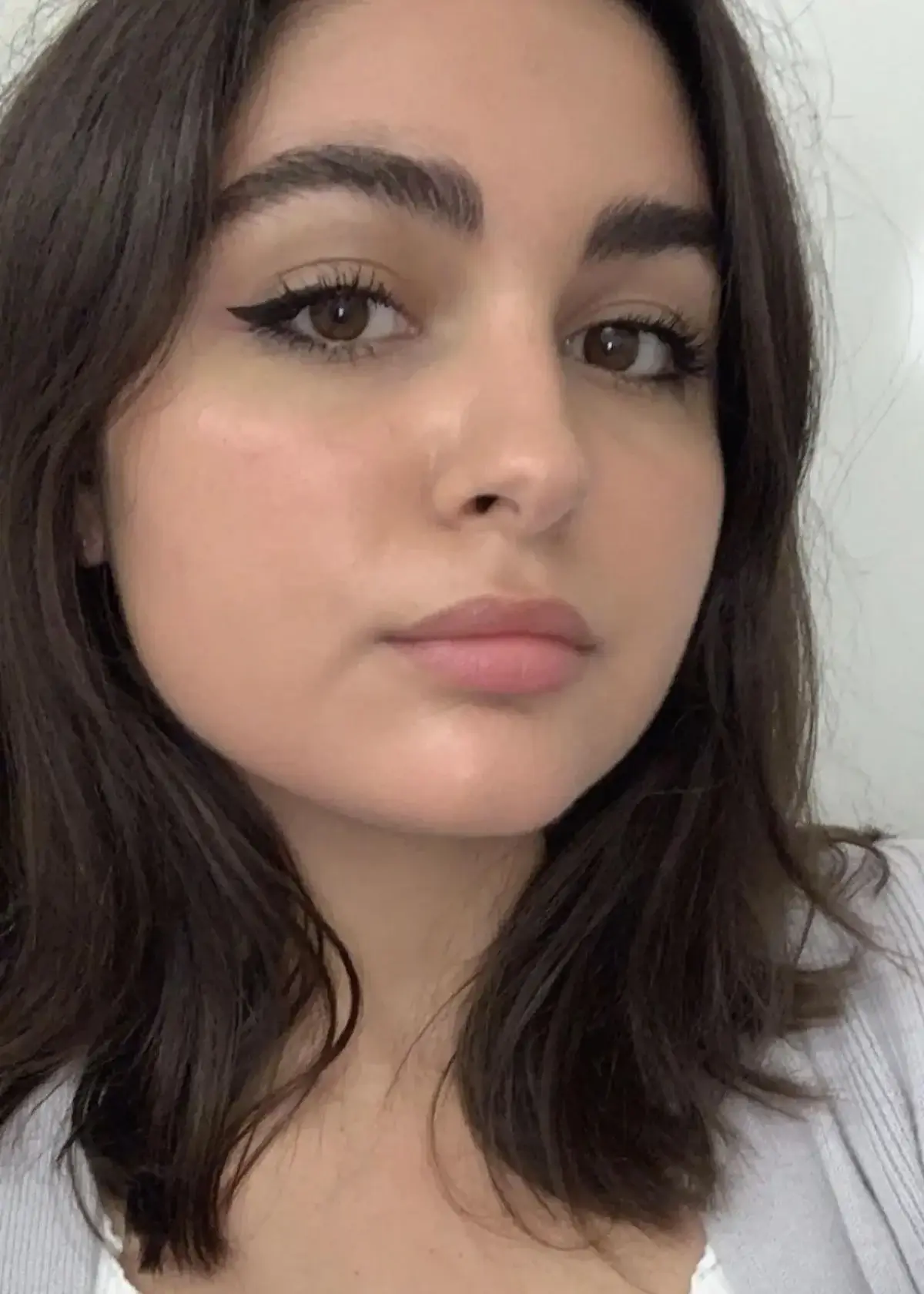 How to choose the right eyeliner for cateye?