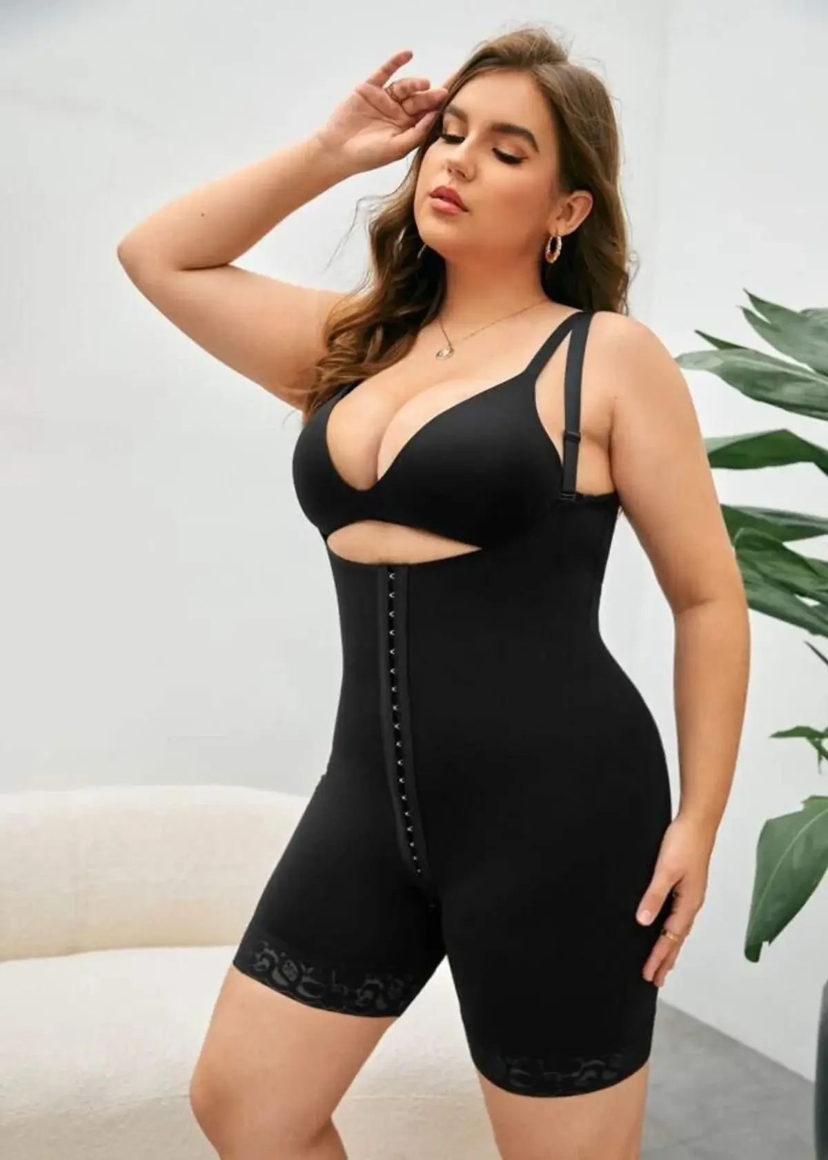 What body areas can plus-size shapewear target?