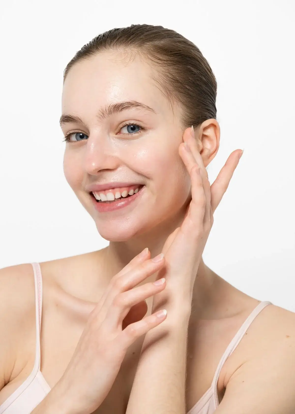 What are the benefits of using anti-aging skincare?