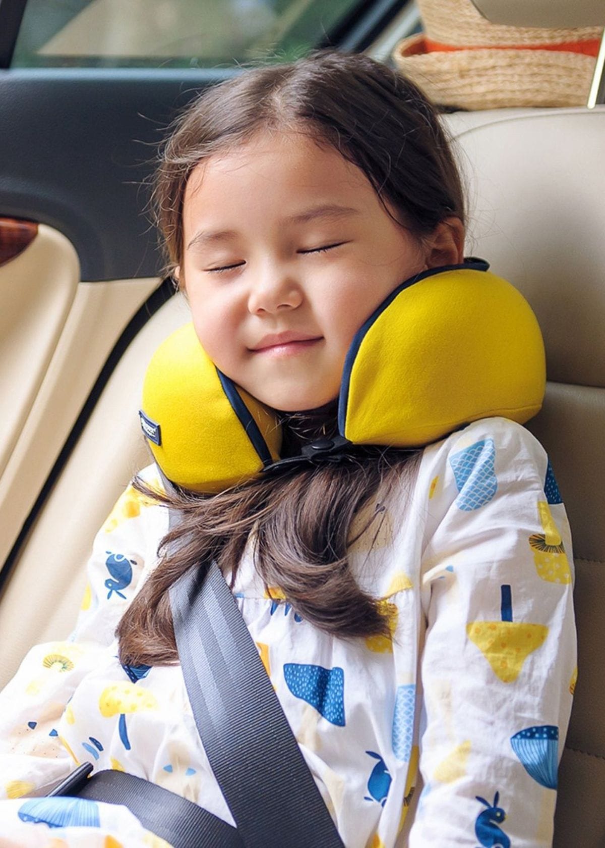 What are the benefits of using kids' travel pillows?