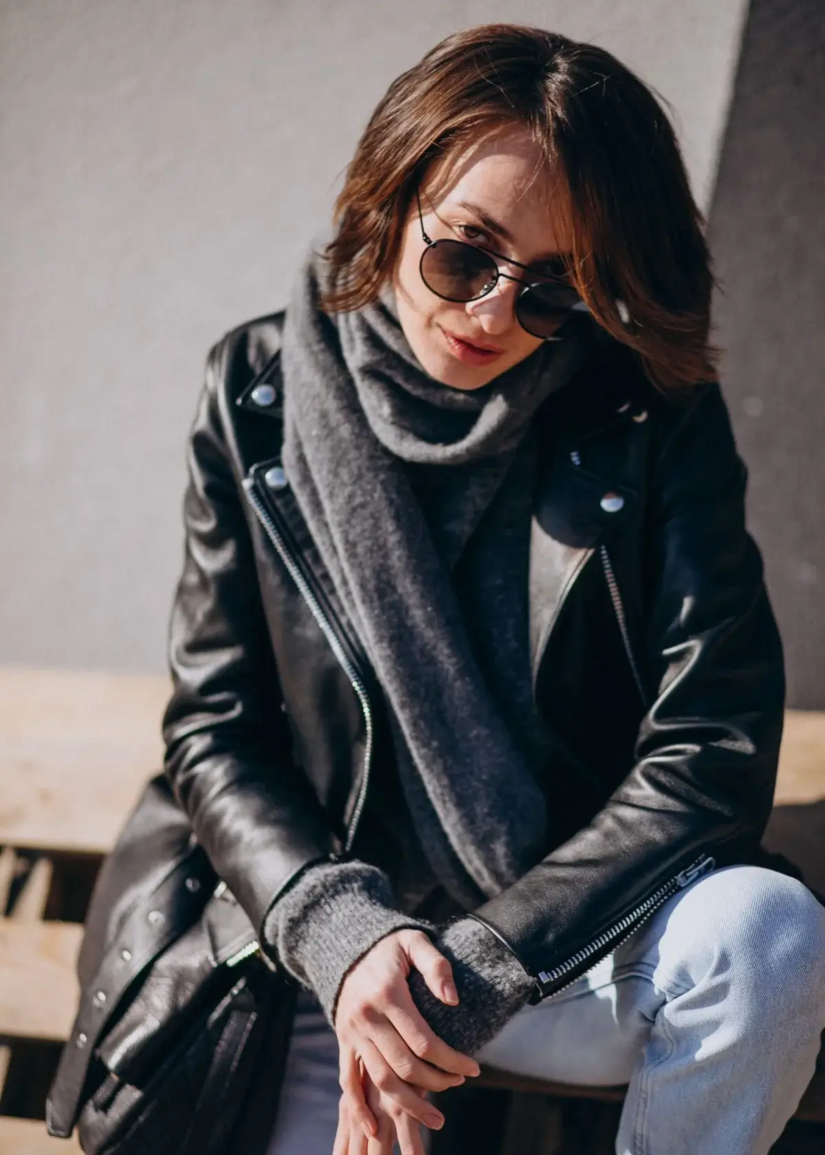 Are oversized leather jackets suitable for all body types?