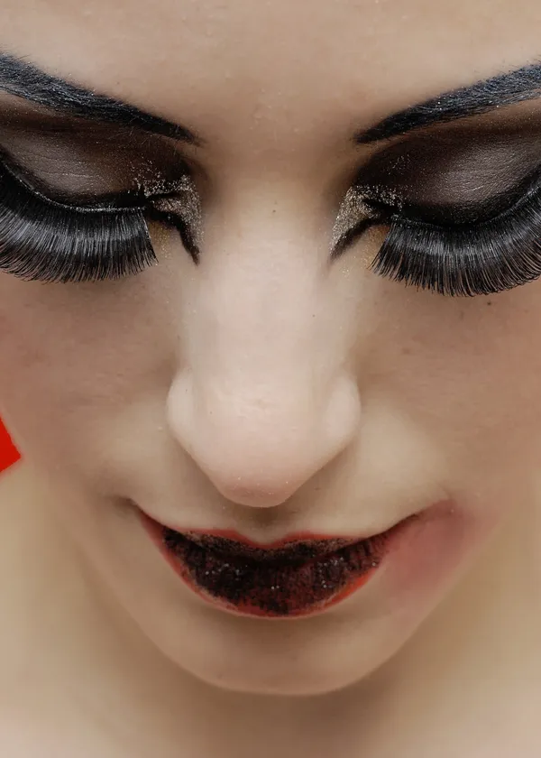 Mastering the Art of Eye Shadow Sticks