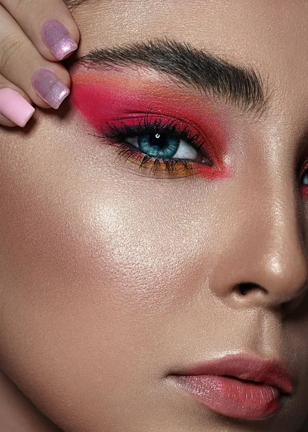 Sleek Strokes: The Top 3 Best Eyebrow Wax