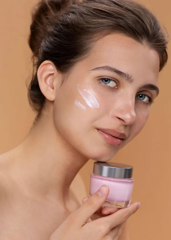 How to Choose the Right Eye Cream with Caffeine?