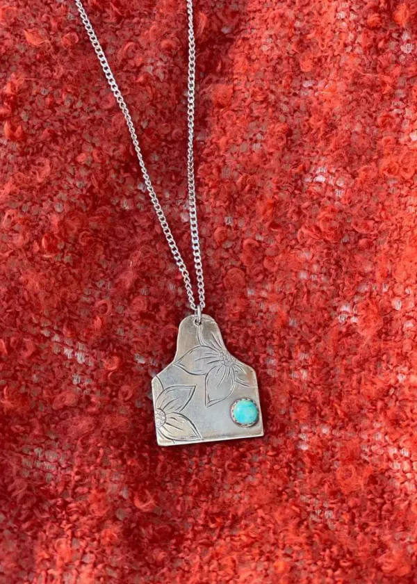 How to Choose the Right Cow Tag Necklace?