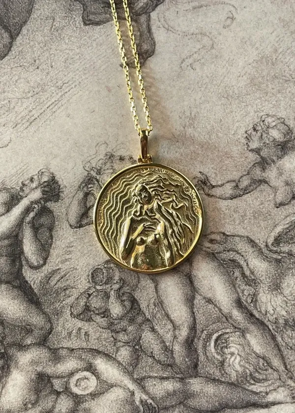 Love in Every Link: The Top 3 Aphrodite Necklace of 2023 You Need to Check Out