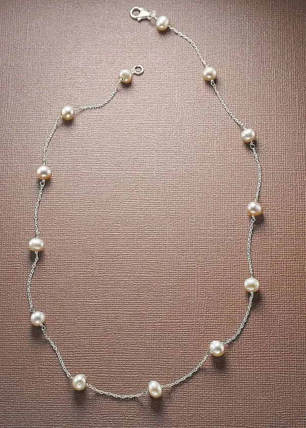 What type of Pearls are used for Tiny Pearl Necklaces?