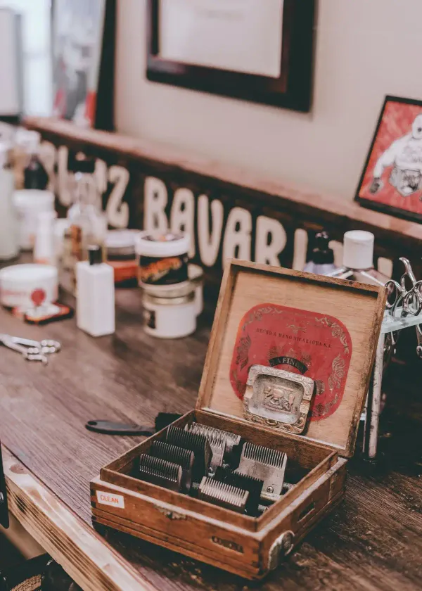 Choosing the Perfect Eyelash Extension Kit: Your Go-To Guide