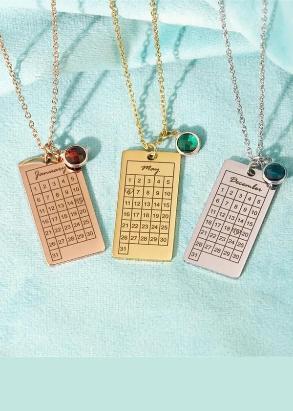A Date to Remember | The Top 3 Best Calendar Necklace for Every Occasion