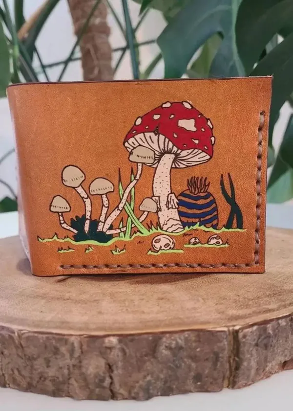 Top 3 Best Mushroom Wallet | Embrace Nature's Charm with a Joyful Wallet