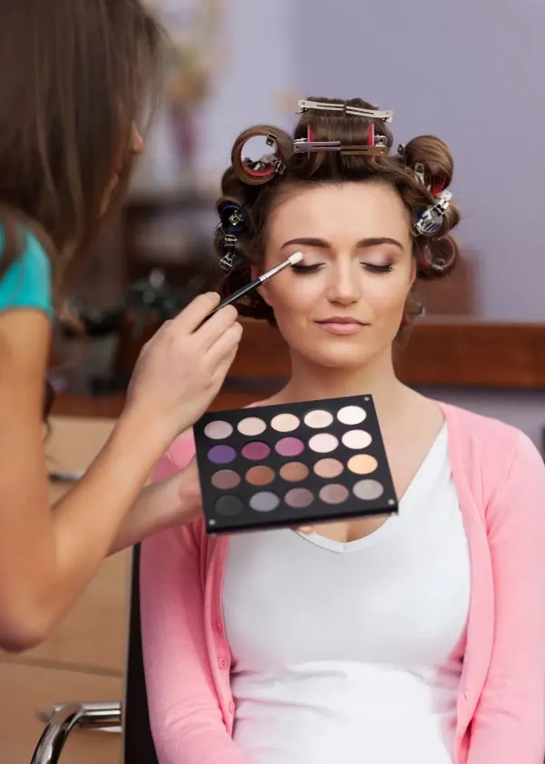 Brace Yourself for Compliments: The Brown Eyes Edition of Unveiling Your Ideal Color Combinations!