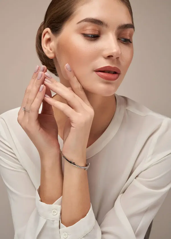 Don't Settle for Ordinary: Elevate Your Godmother Game with These Unique Bracelet Designs!