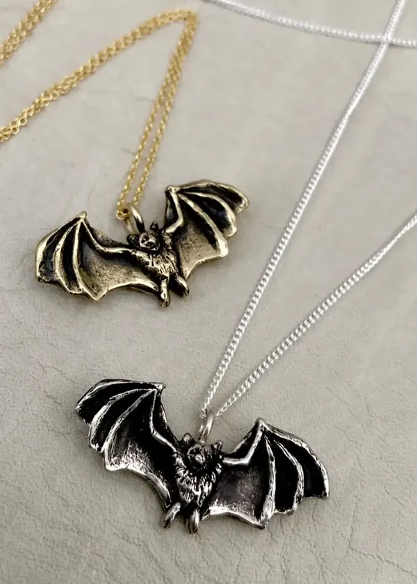 Embrace the Enchantment of the Night with the Twilight Bat Necklace – A Gothic Elegance Story