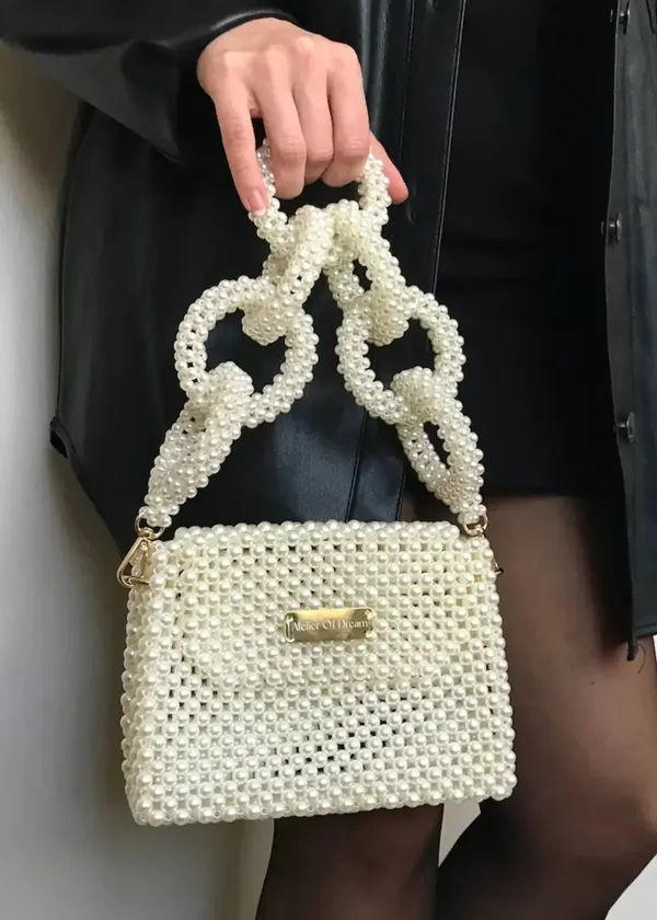 Light Up Your Look: Beaded Bag that Redefines Your Signature Style with Flair, Sparkle, and Shine