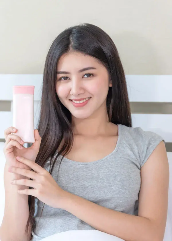 The Scoop on Korean Eye Cream: Korean Eye Cream vs. Regular Eye Cream – The Ultimate Showdown!