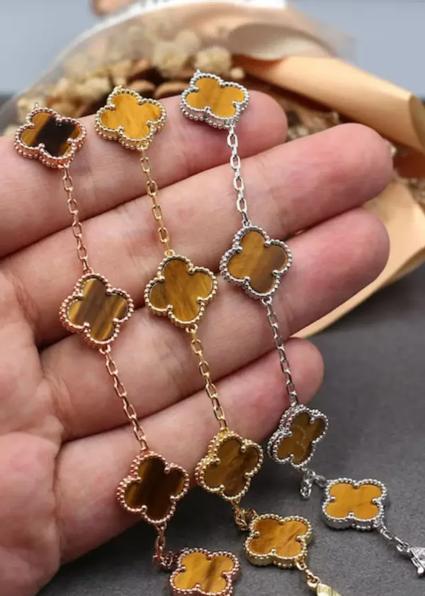 Unraveling the Mystery: What Exactly Is a Clover Bracelet and Why Everyone's Obsessed With Them!