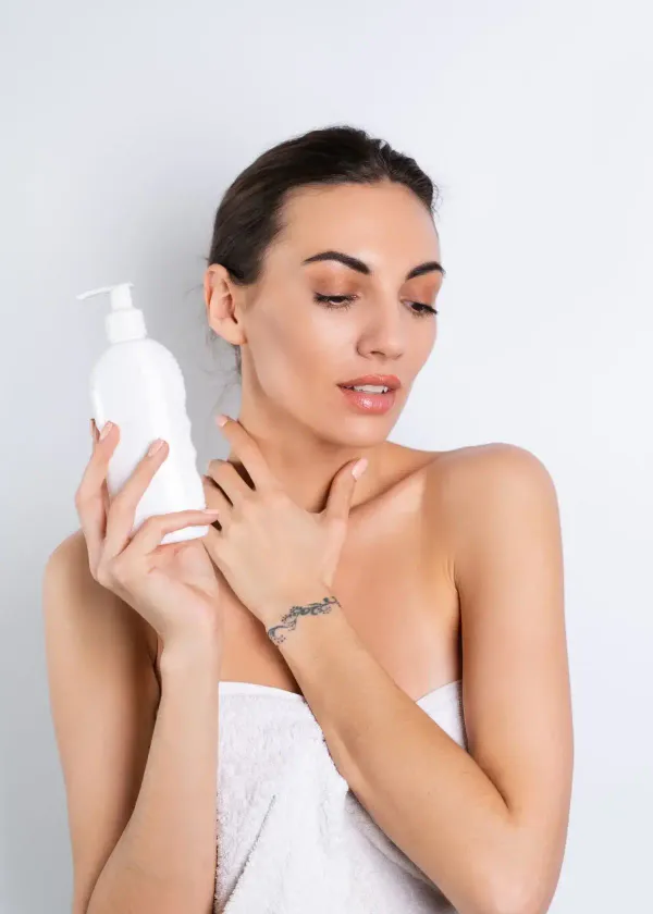 From Fair to Fabulous: Clear Tanning Gel - The Secret to Effortless Bronzed Beauty!