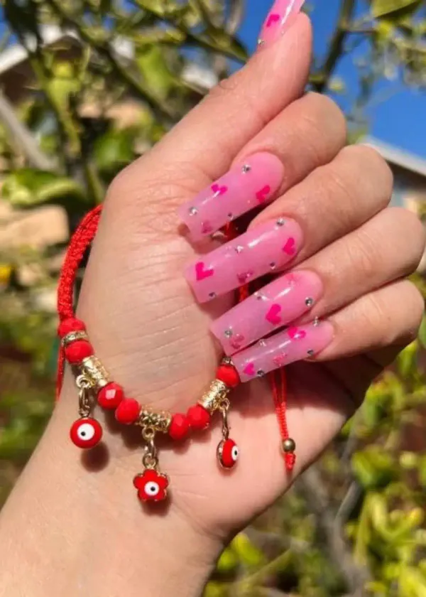 Unearth the Heart of Mexico: The Commonly Used Materials in Traditional Red Bracelet Crafting!