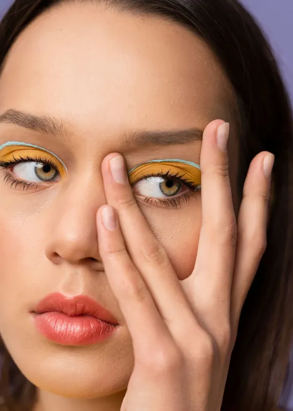 Graphic Eyeliner: The Maverick of Eye Makeup That's Pushing Boundaries & Redefining Standards