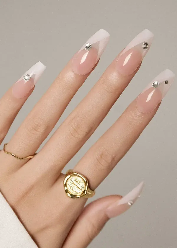 Nail It Like a Pro: The Ultimate Guide to Rocking a French Manicure on Any Nail Length!